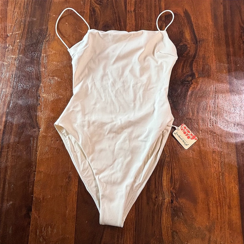 Ziah FP Movement One Piece Swimsuit Ecru Creme Strappy Back Size 6 NEW